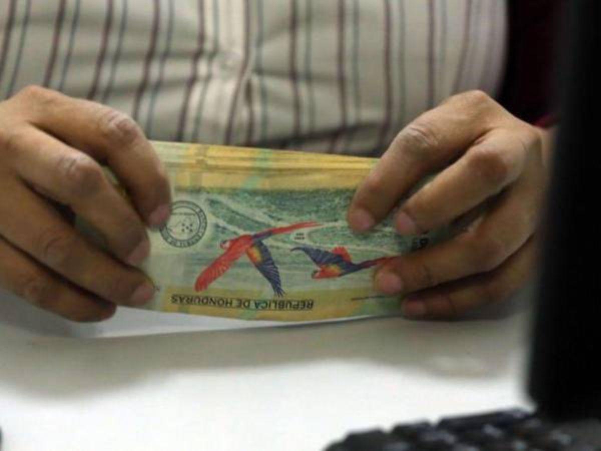 Los cuatro impuestos que sostienen las recaudaciones tributarias en Honduras