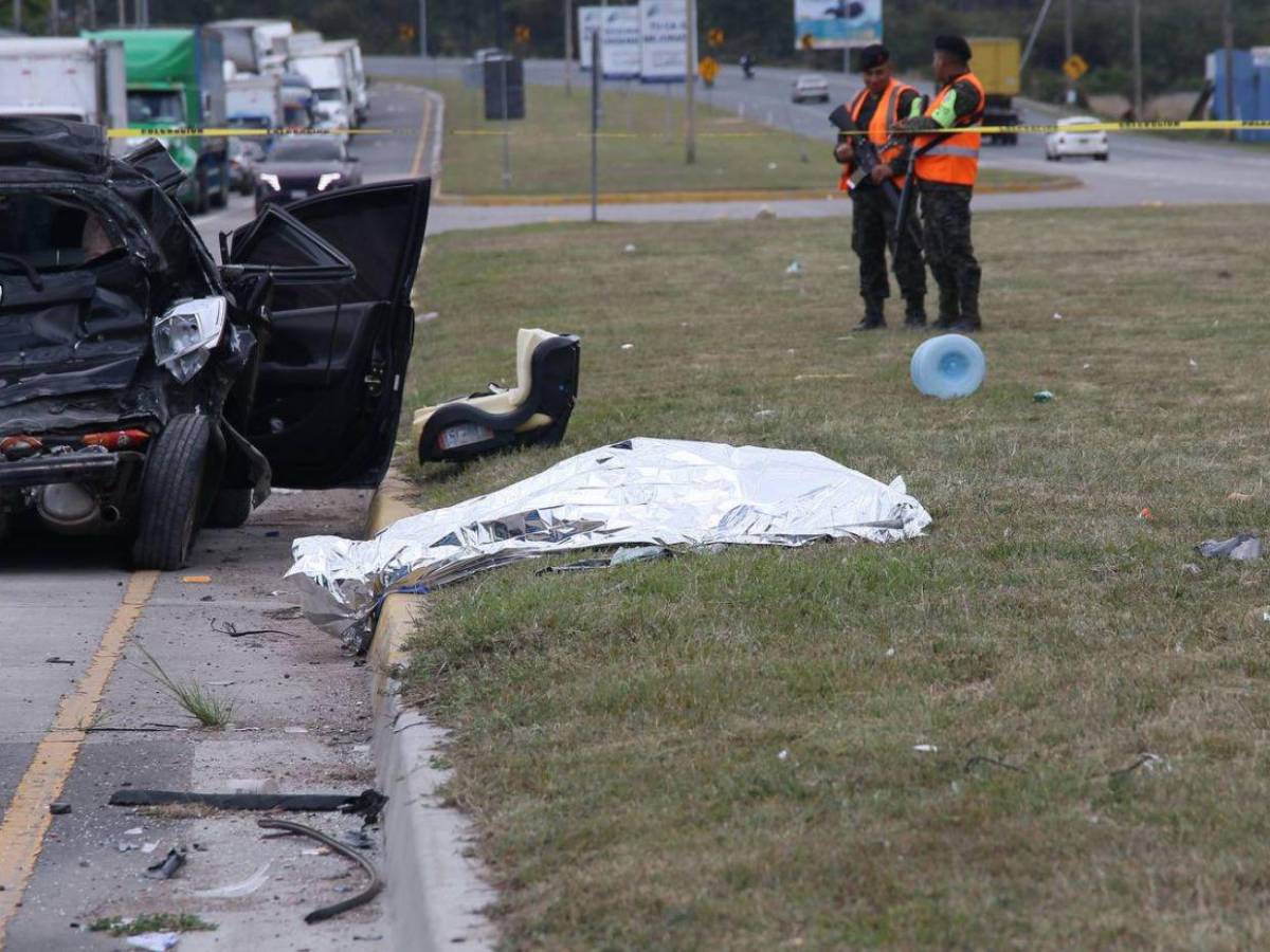 Las impactantes imágenes del brutal accidente en la CA-5 que dejó una mujer muerta