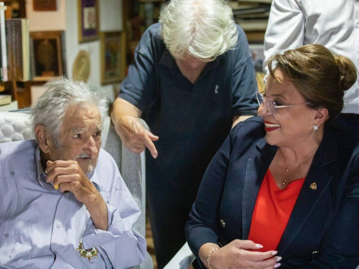 ¿Qué le regaló Xiomara Castro a ‘Pepe’ Mujica cuando lo visitó?