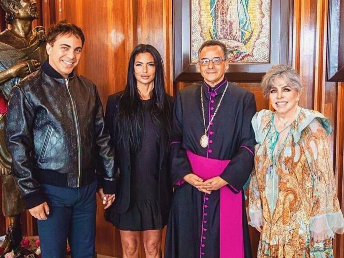 ¿Cristian Castro golpeó a su madre Verónica Castro? El artista se sincera