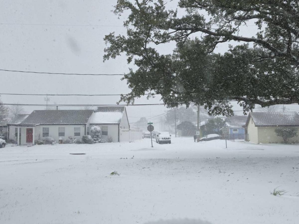 Nueva Orleans recibe una nevada histórica después de 16 años