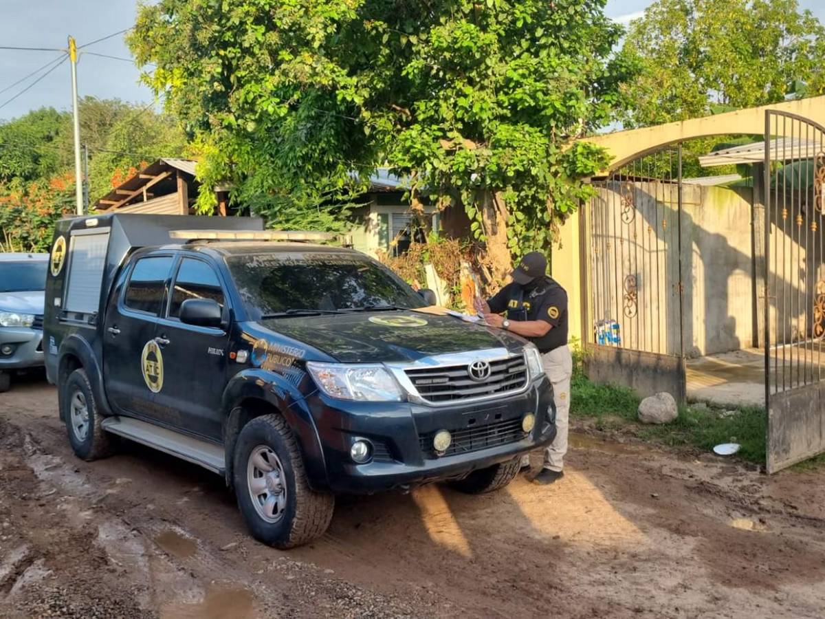 Caen hermanos Hernández Leiva que usaban encomiendas para traficar armas de fuego desde Nashville, EE UU