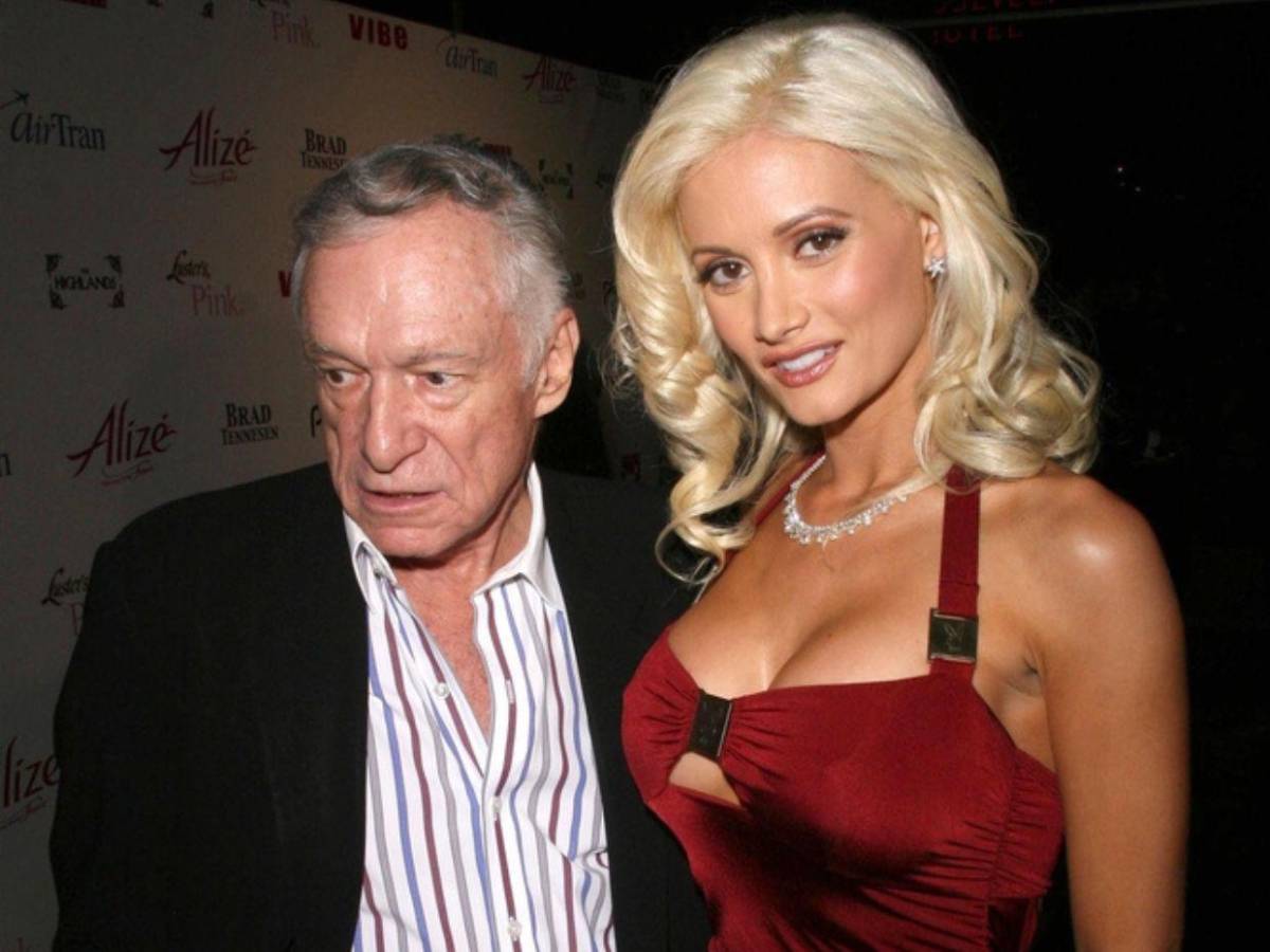 Holly Madison revela lo que vivió a puertas cerradas con Hugh Hefner