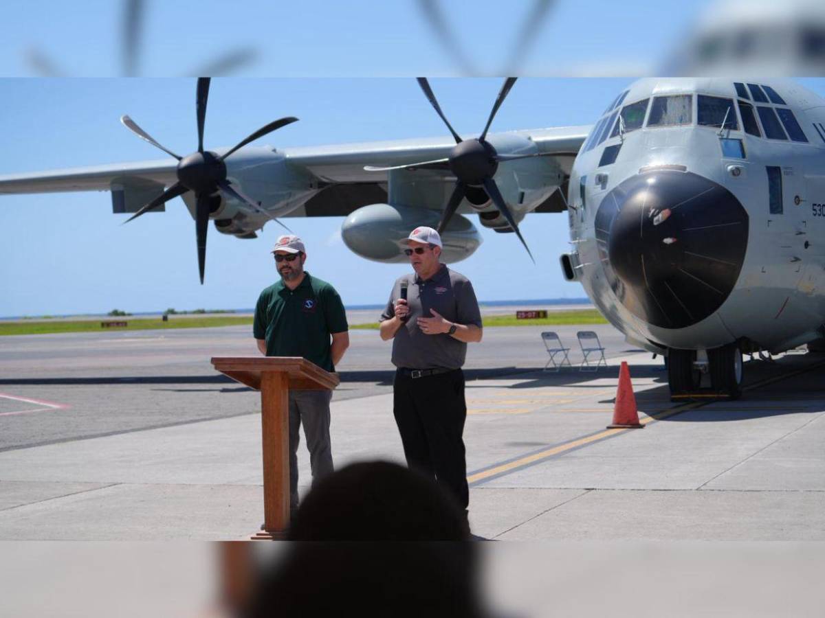 Avión caza huracanes llega a Honduras para reforzar el  monitoreo climático