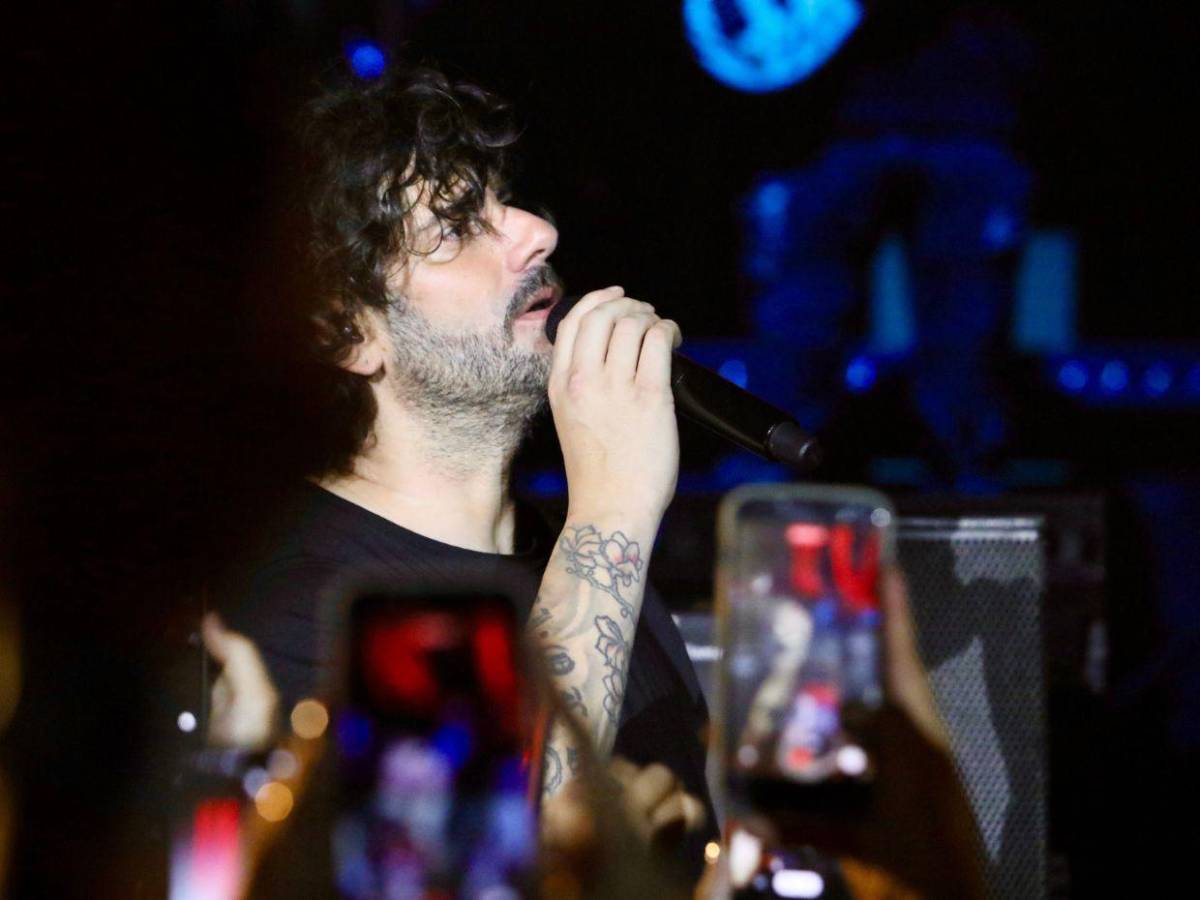 De Hijos del mal a Tu jardín con enanitos: El éxtasis de Melendi en Tegucigalpa