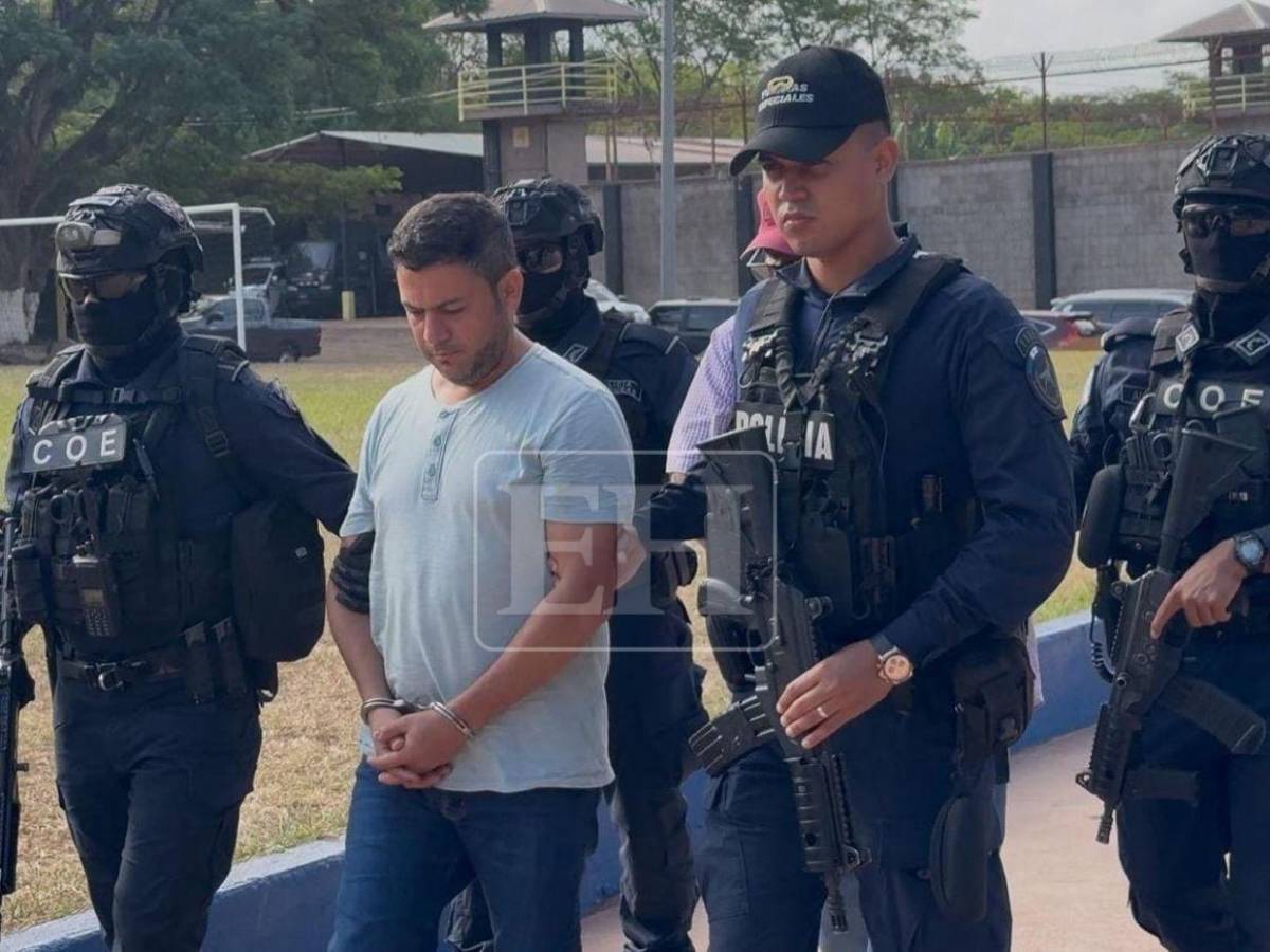 Decomisan 1.2 toneladas de supuesta cocaína ocultas en una cisterna en El Progreso
