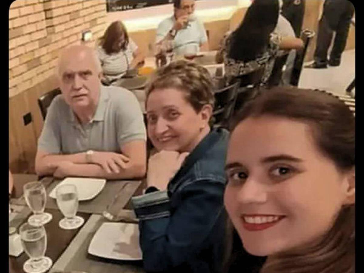 Periodista Melissa De Sousa fue hallada muerta junto a su madre bajo escombros en Venezuela
