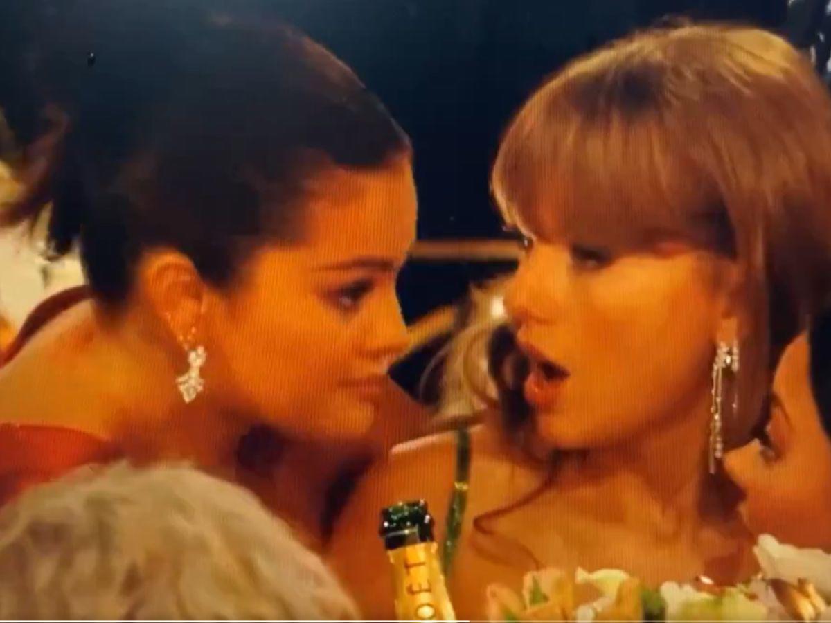 Selena Gómez y Taylor Swift en Los Globos de Oro 2024.