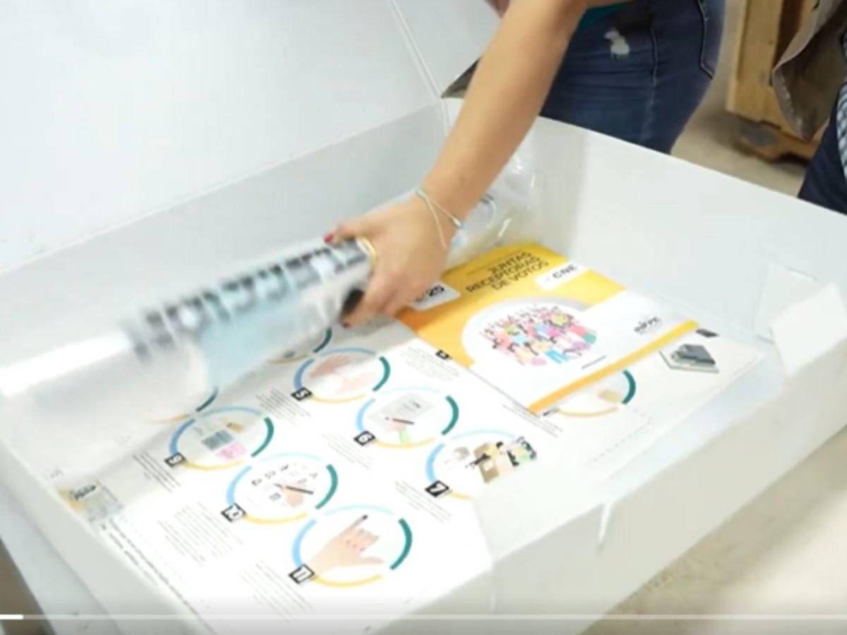 Así inicia el armado de las primeras maletas electorales para las elecciones generales