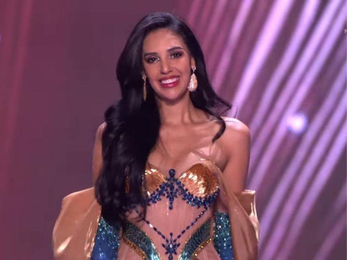 El elegante look de Alejandra Fuentes en la preliminar de Miss Universo 2025