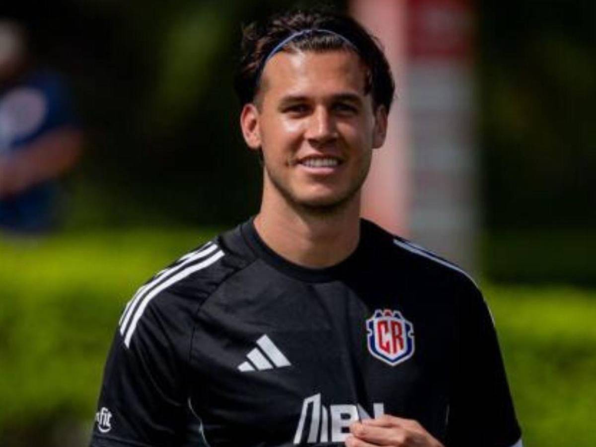 ¡Vienen a meter el bus! El 11 ultra defensivo de Costa Rica ante Honduras