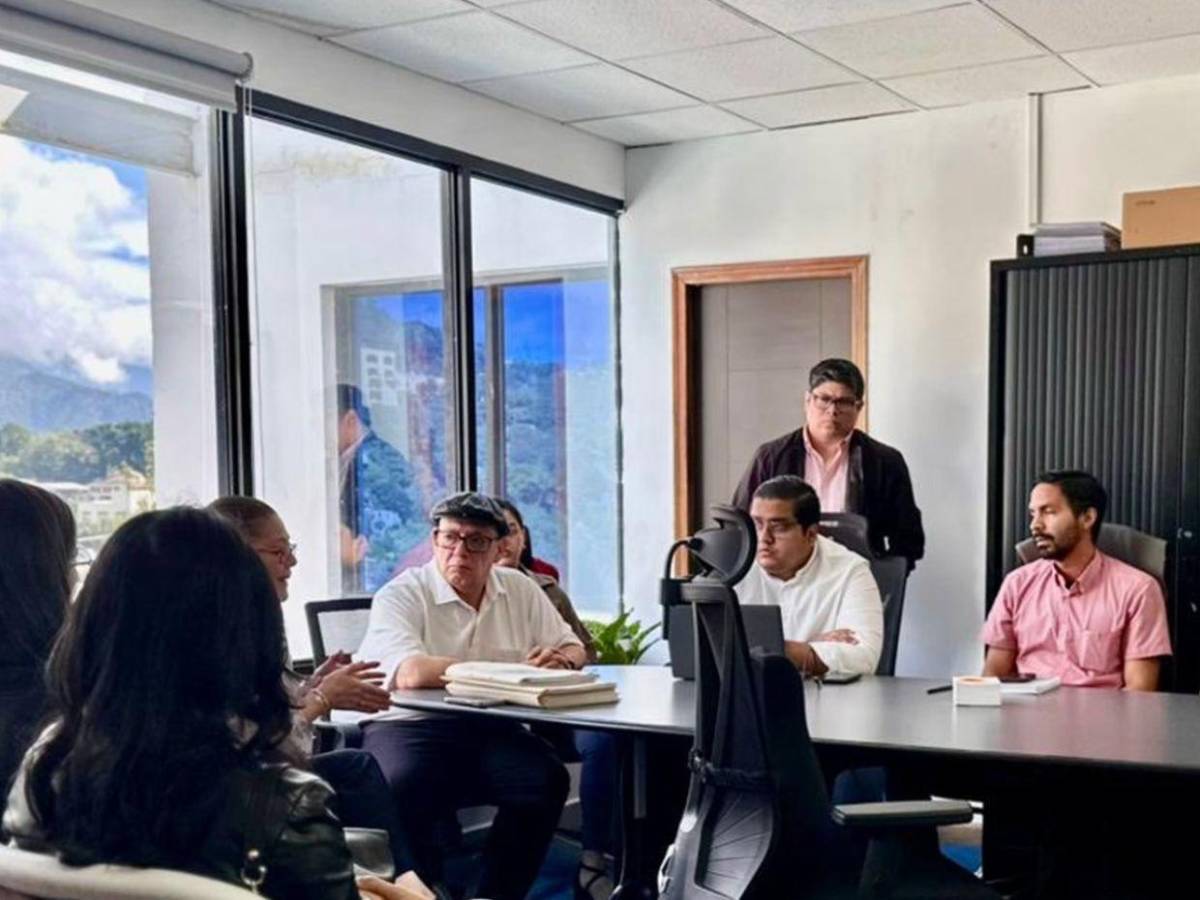 Baño de lujo en su oficina: la buena vida de Ricardo Salgado en Planificación Estratégica