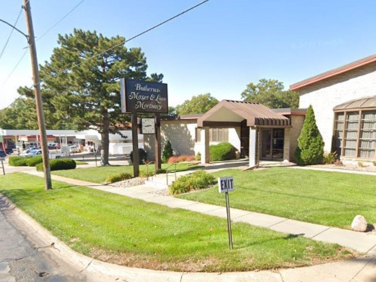 Con vida encuentran a mujer declarada muerta en funeraria en Nebraska