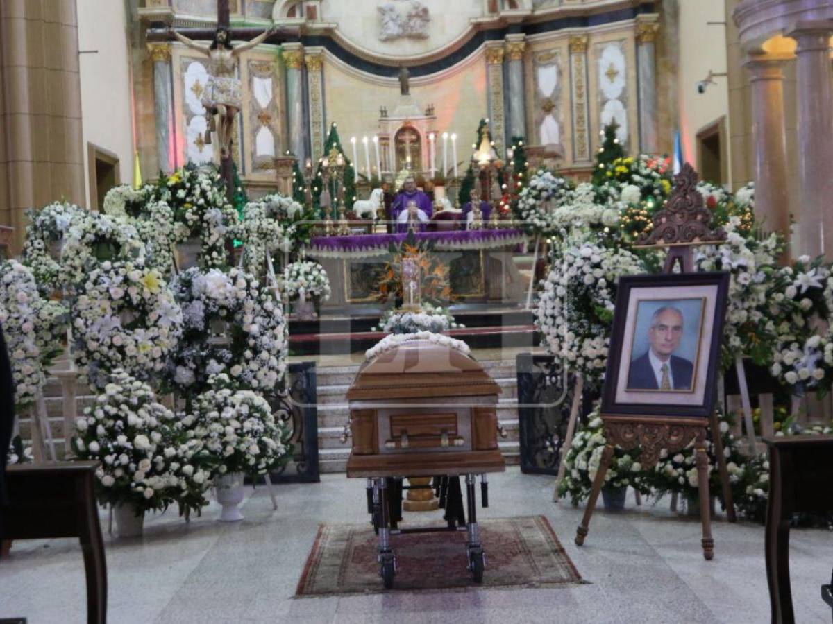 Realizan misa de cuerpo presente en Basílica de Suyapa para despedir a don Emilio Larach