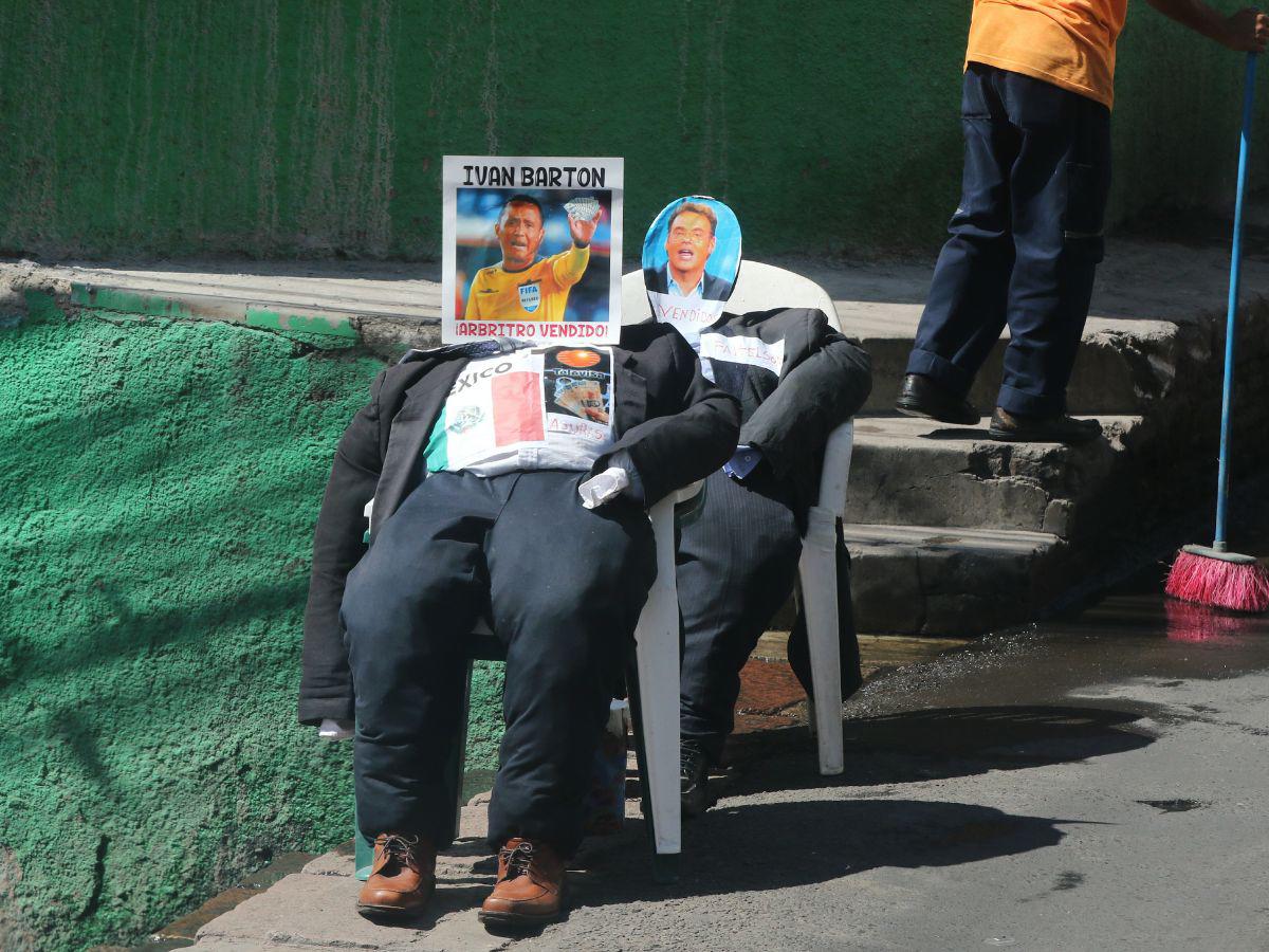 Monigotes de Barton y de pareja presidencial arderán en la capital