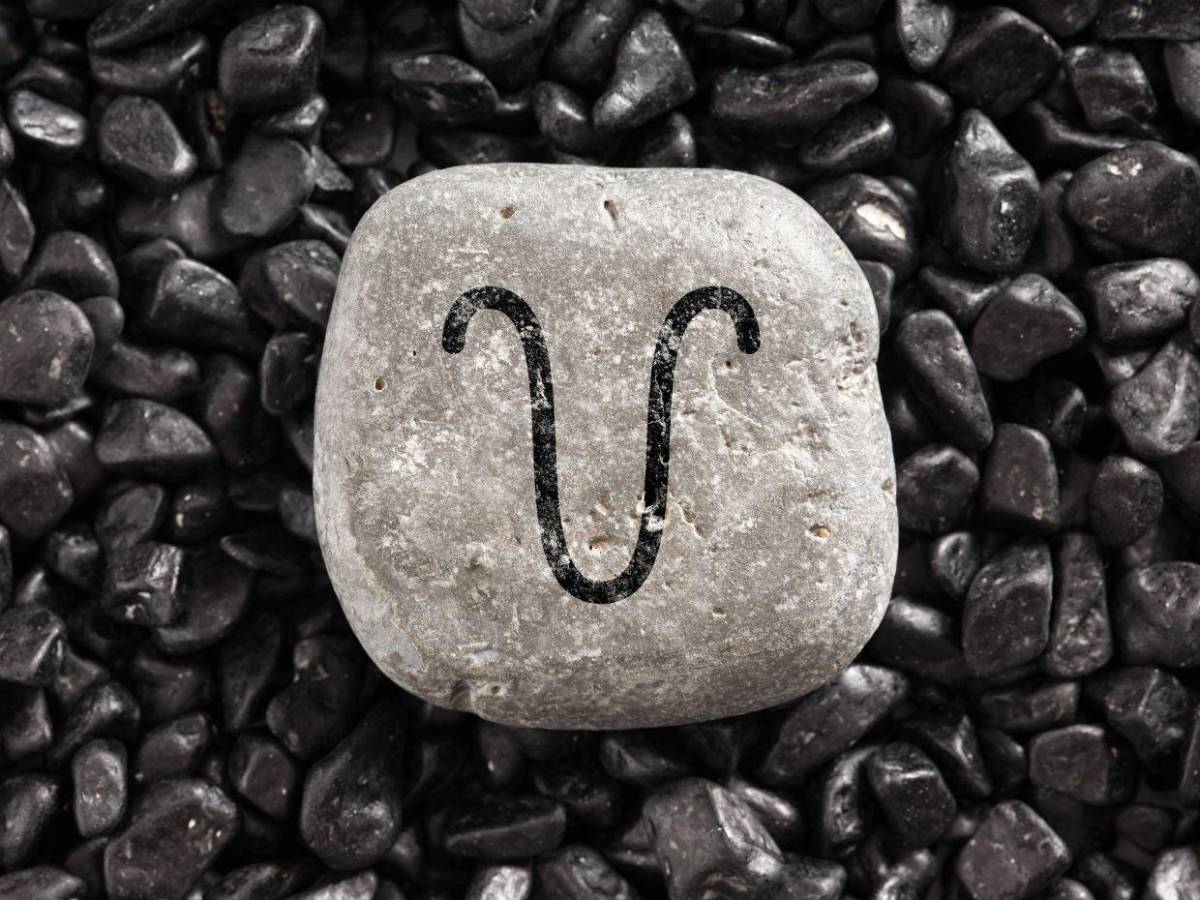 Capricornio y Acuario toman impulso: el cierre del zodiaco llega con energía renovada