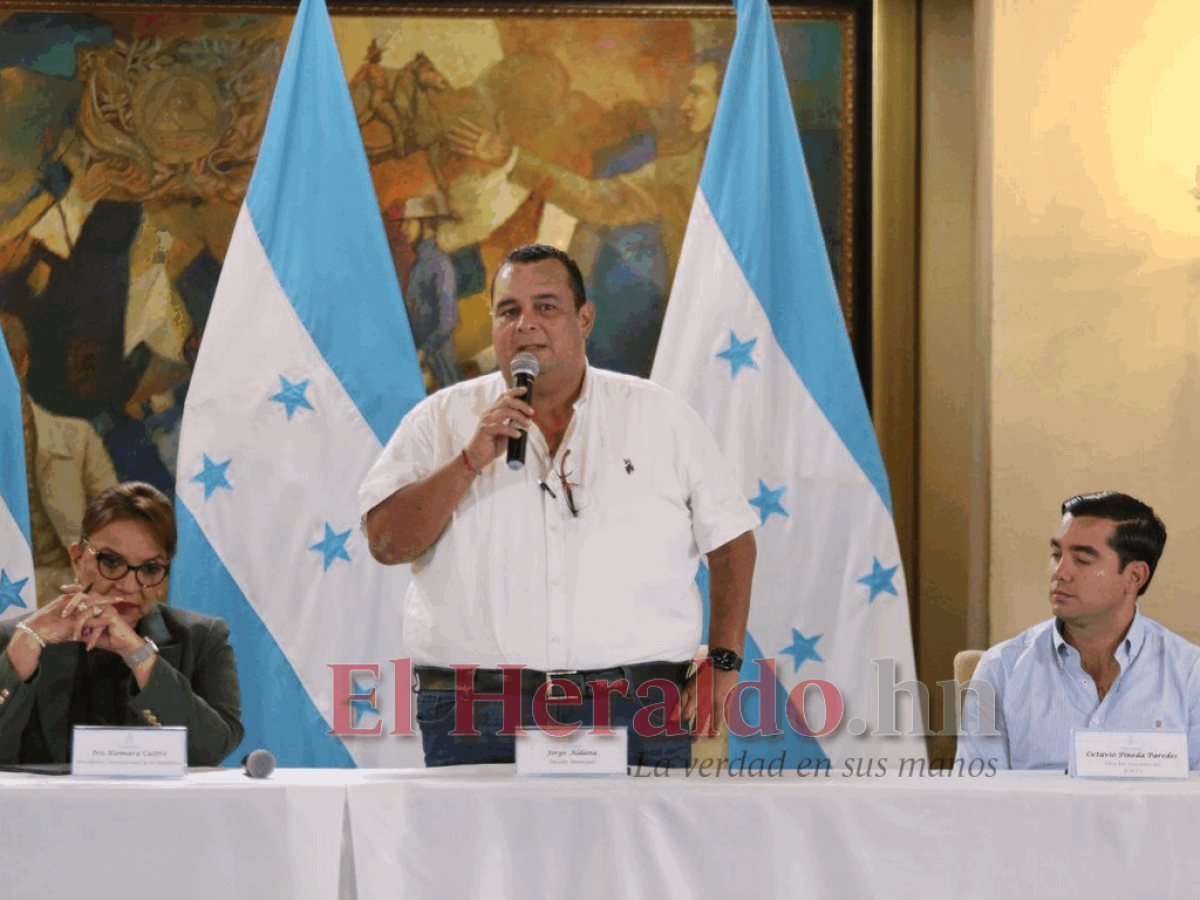 Alcalde de Tegucigalpa anuncia que cancelarán definitivamente el Trans450 y harán otra obra