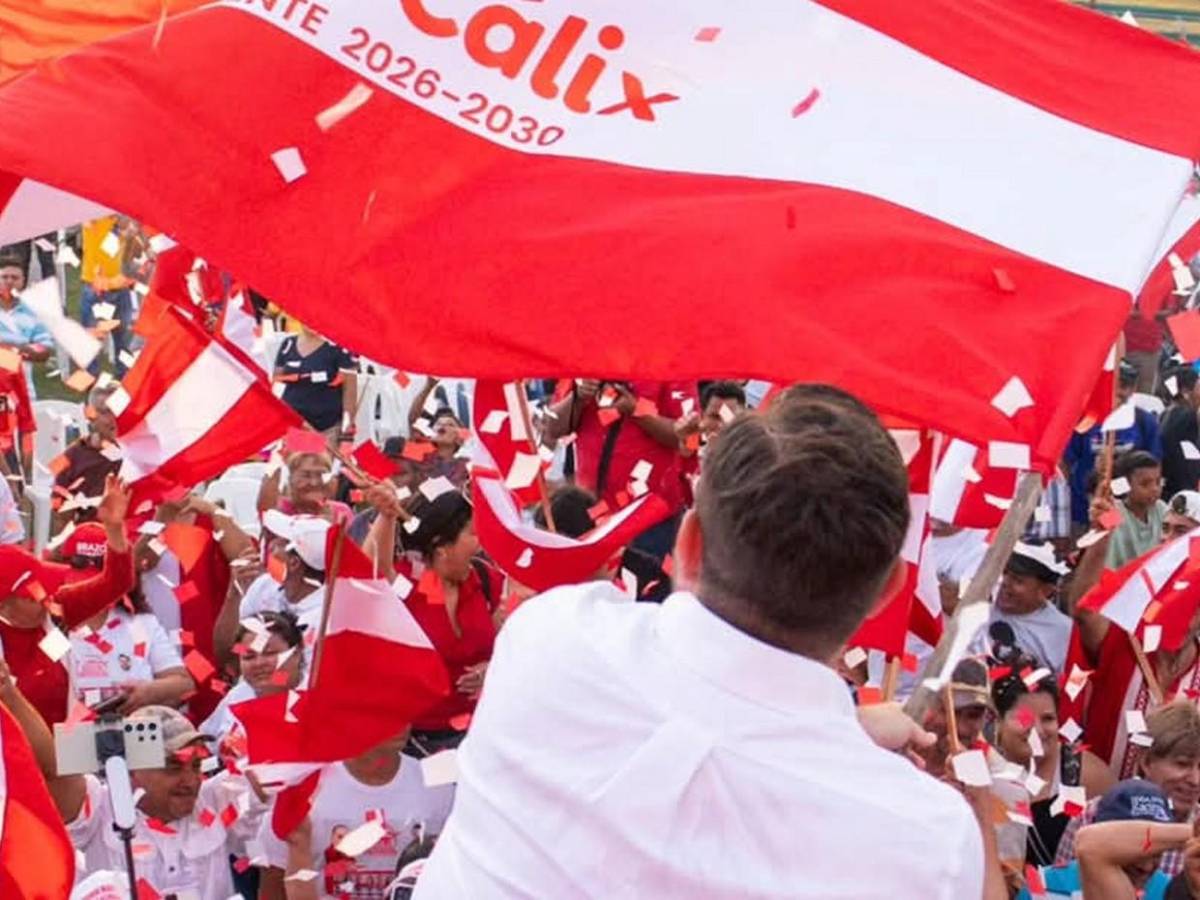 “El Partido Liberal está de pie”: Jorge Cálix en su cierre de campaña