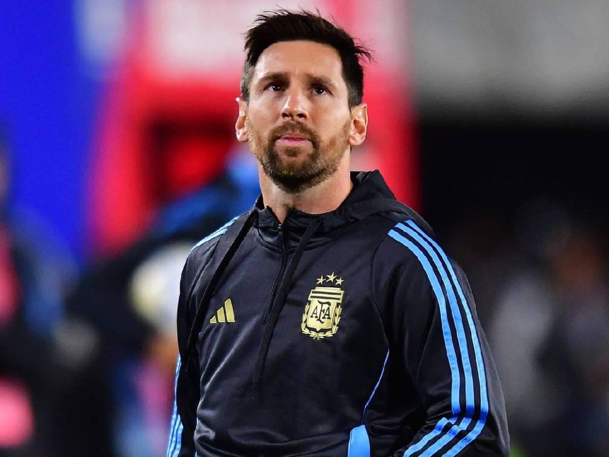 Llanto y linda despedida de su afición: Así fue el último partido eliminatorio de Messi en Argentina