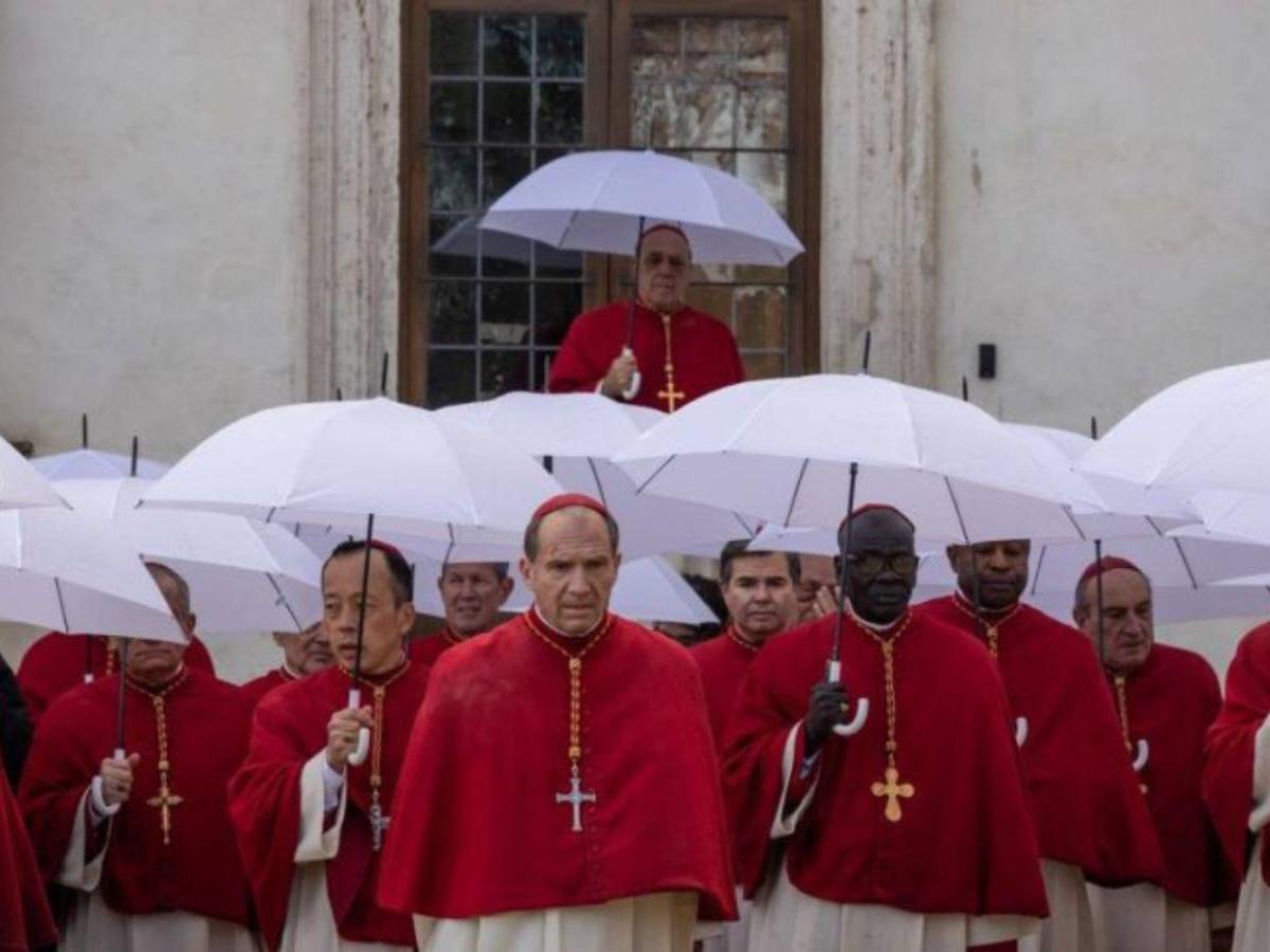 ¿Cónclave como guía? Algunos cardenales vieron la cinta antes de la elección papal, afirman ¿Cónclave como guía? Algunos cardenales vieron la cinta antes de la elección papal, afirman
