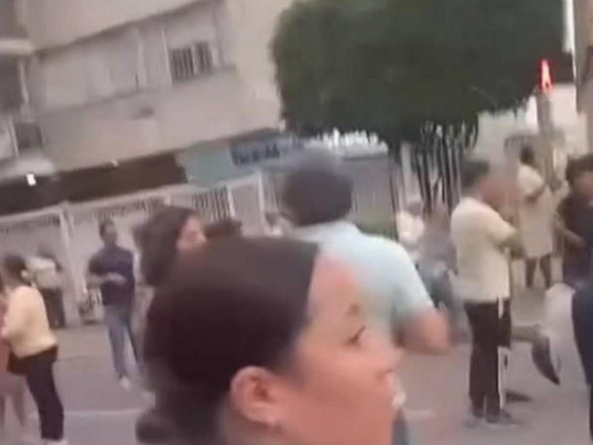 Pánico en calles de Venezuela tras dos sismos en menos de un minuto