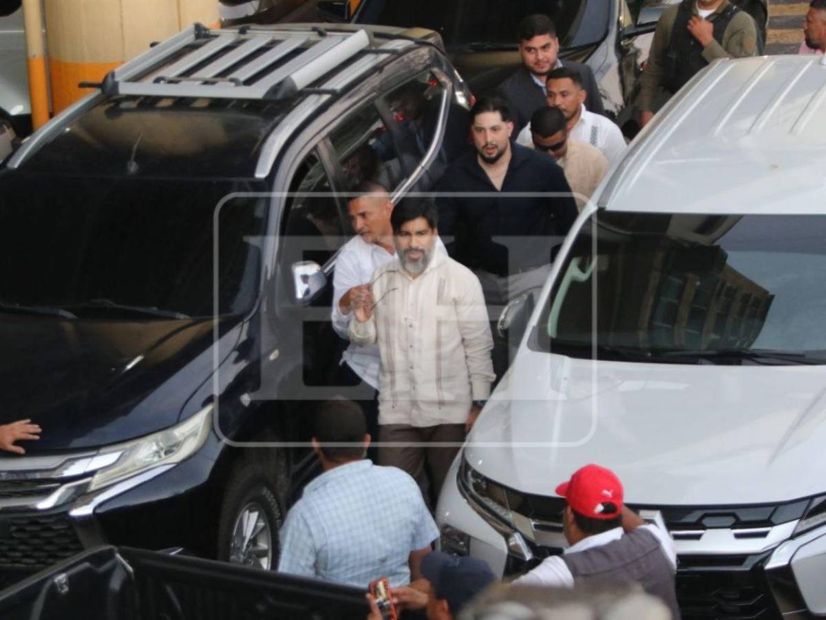 Así salió Johel Zelaya tras maratónica comparecencia ante comisión investigadora