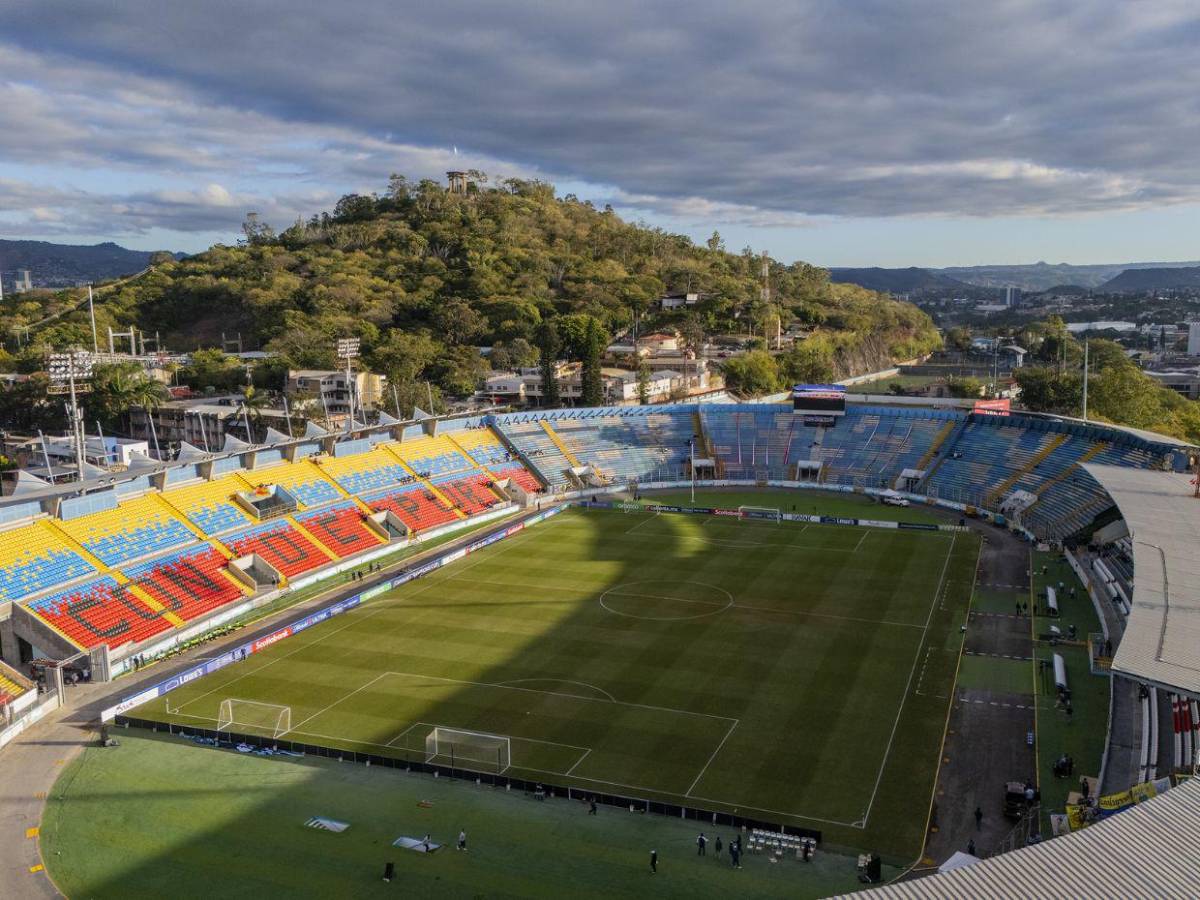 Así ha sido el cambio del Estadio Nacional de Tegucigalpa en sus 78 años