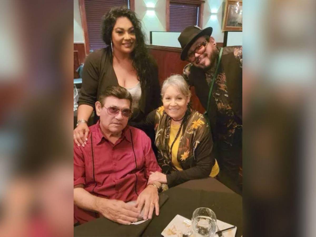 Hermano de Selena revela detalles de la muerte de  Abraham Quintanilla