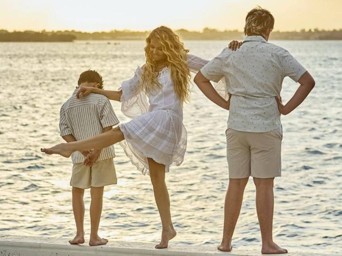 El hijo de Paulina Rubio y Colate preferiría un internado, según su guardiana legal