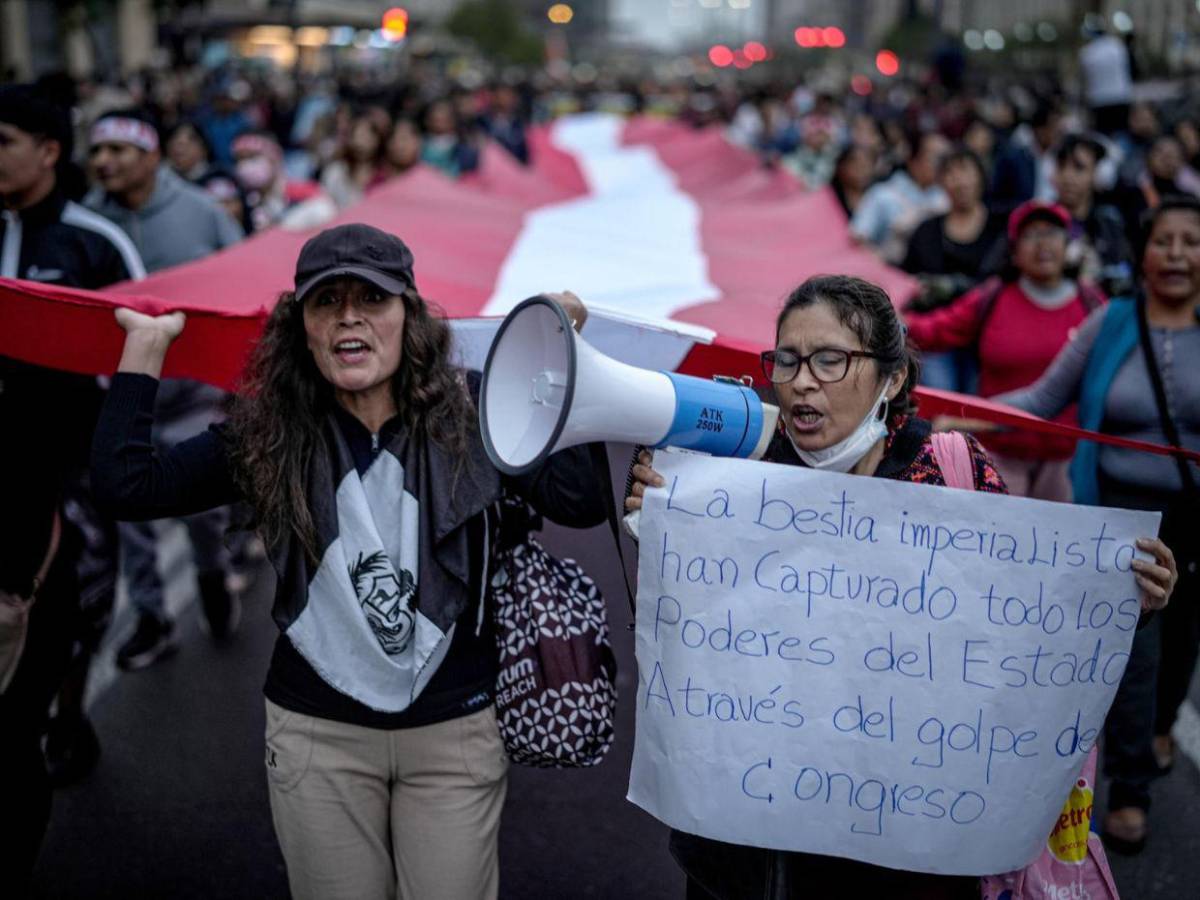 Las imágenes que dejan las protestas contra el gobierno en Perú