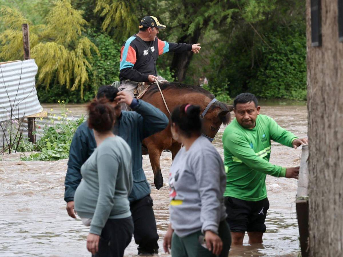 Lluvias en Chile dejan un fallecido y mantienen en alerta a varias comunas