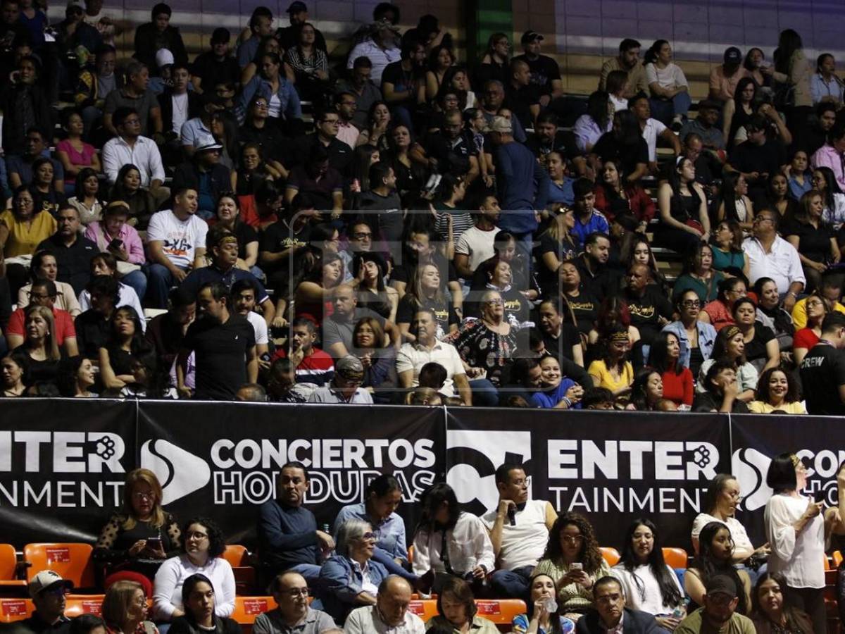 Air Supply hace cantar a Tegucigalpa con sus grandes clásicos en el Coliseo