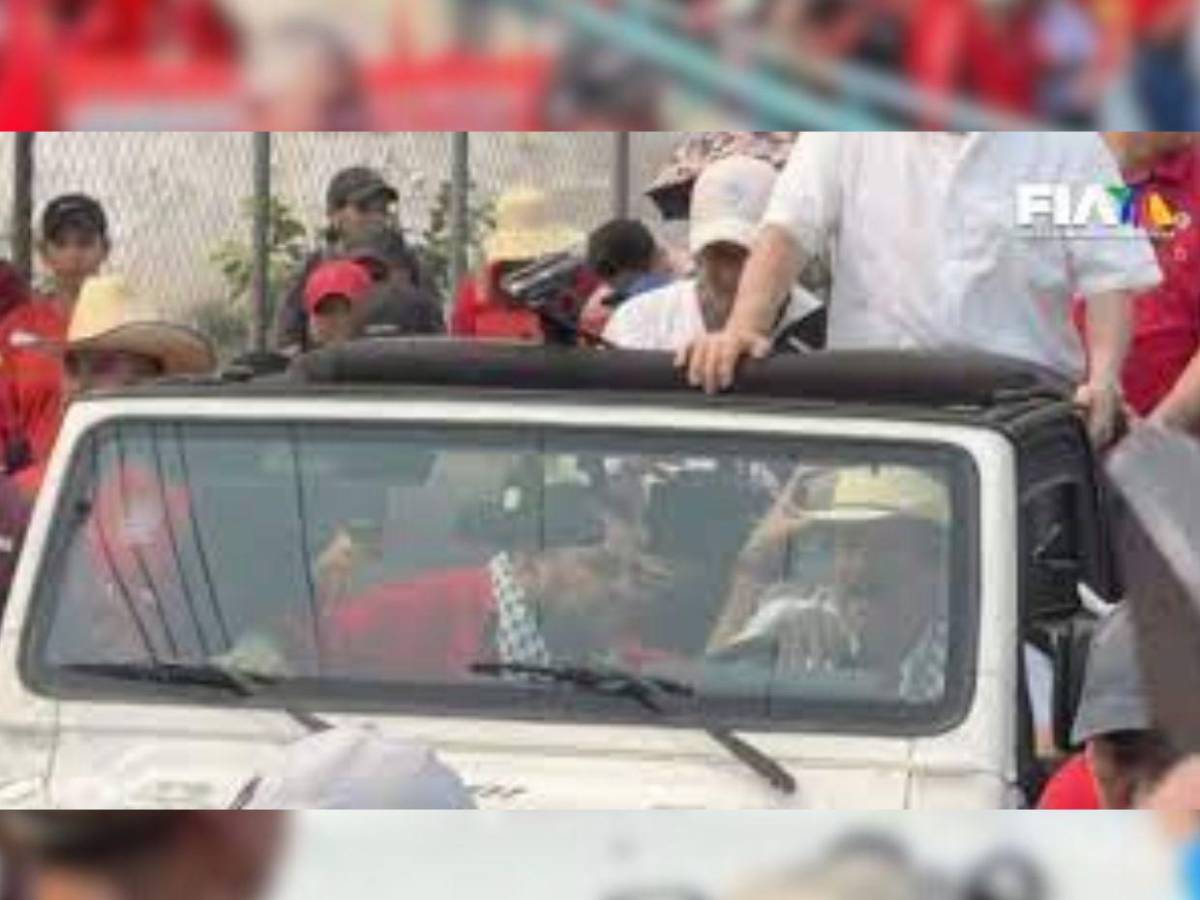 ¿Cuánto gana El Perro Amarillo en el gobierno y cuáles han sido sus funciones como asesor?