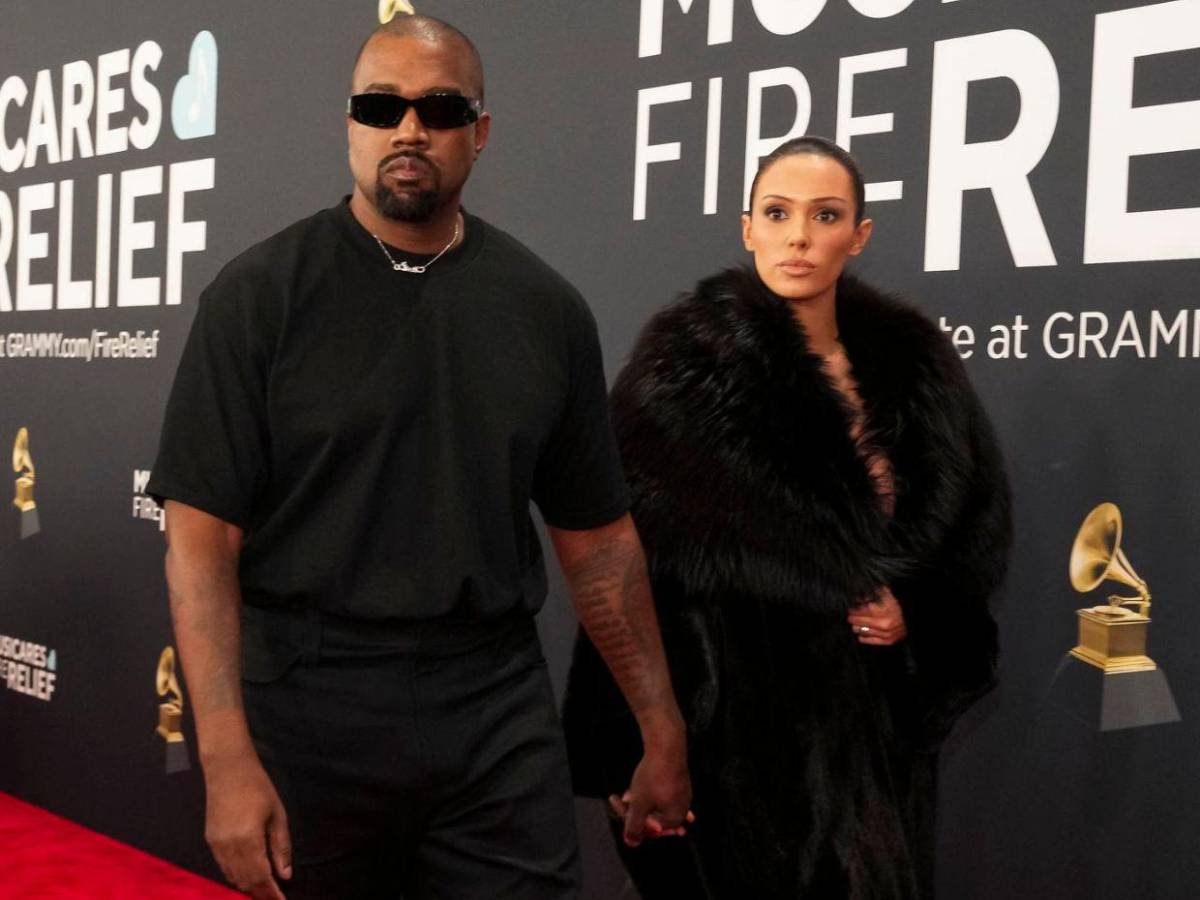 Bianca Censori genera reacciones con polémica fotografía