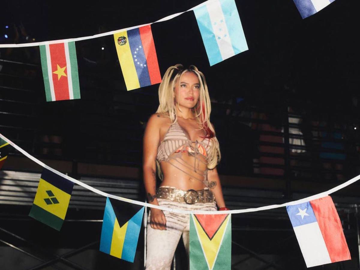 Karol G afina detalles para su gira mundial Tropicoqueta