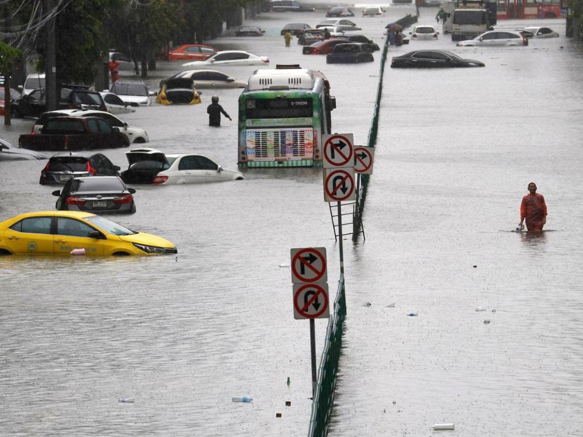 Bangkok declara el estado de desastre por inundaciones tras fuertes lluvias