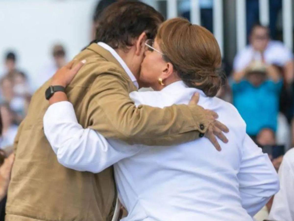 Manuel Zelaya viajaría a México para continuar con su recuperación médica