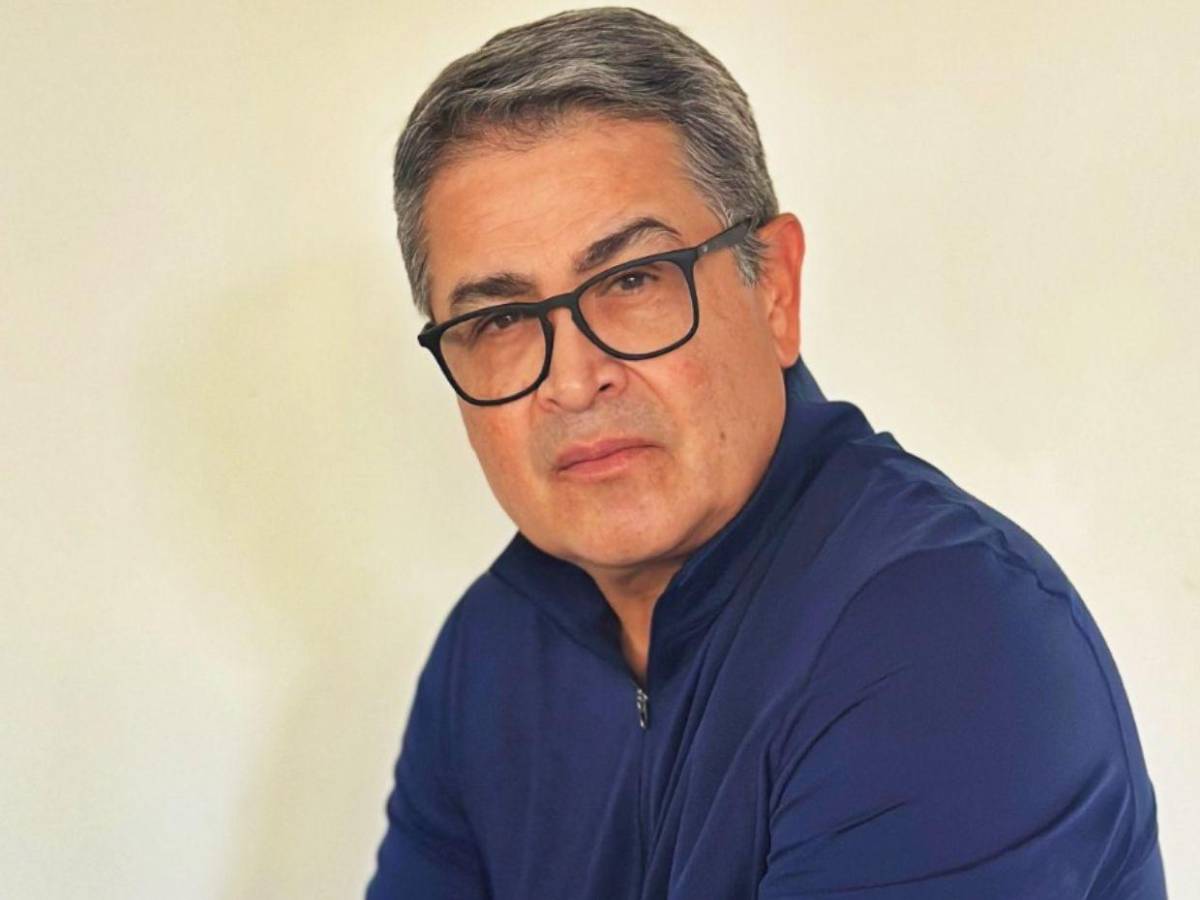 Ana García publica fotos inéditas de la liberación de JOH de la cárcel en EE UU