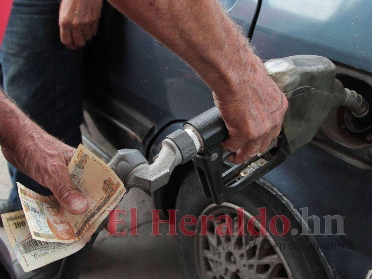 Los combustibles han subido de L 10 hasta L 35 en tres meses