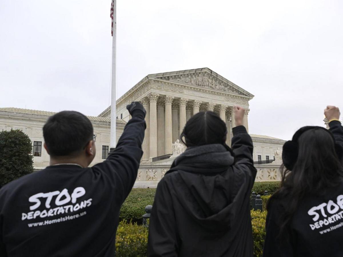 Entre pánico y desesperanza, así viven migrantes primer día del gobierno de Trump