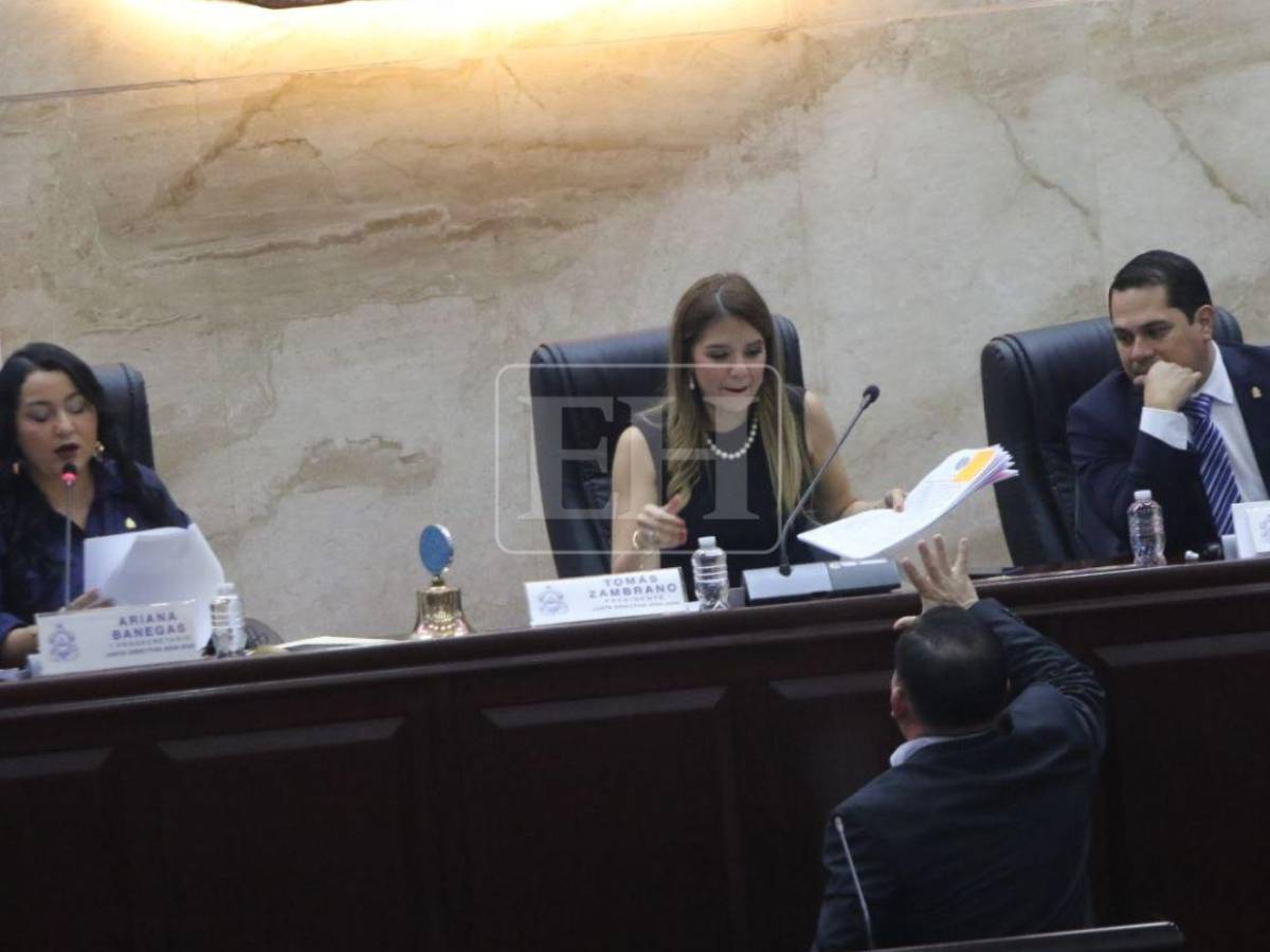 Diputados pidieron celeridad para terminar sesión e ir a ver juego de México en el Mundial