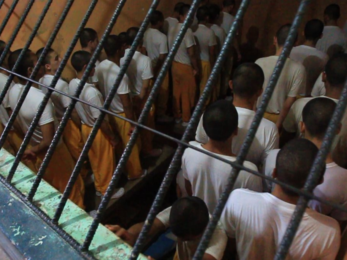 Asesinan a dos líderes de la pandilla Barrio 18 en cárcel de Guatemala