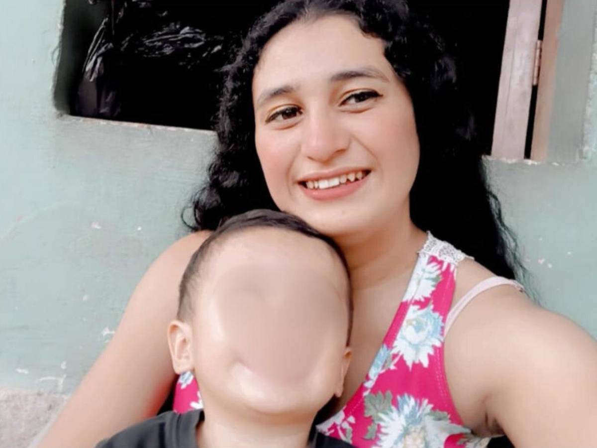 Joven cae de juego mecánico en feria de Santa Rosa de Copán