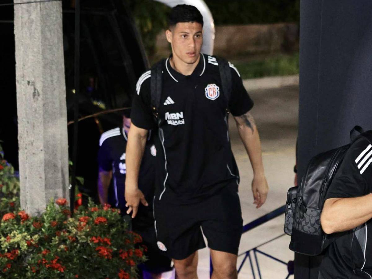 ¡Vienen a meter el bus! El 11 ultra defensivo de Costa Rica ante Honduras