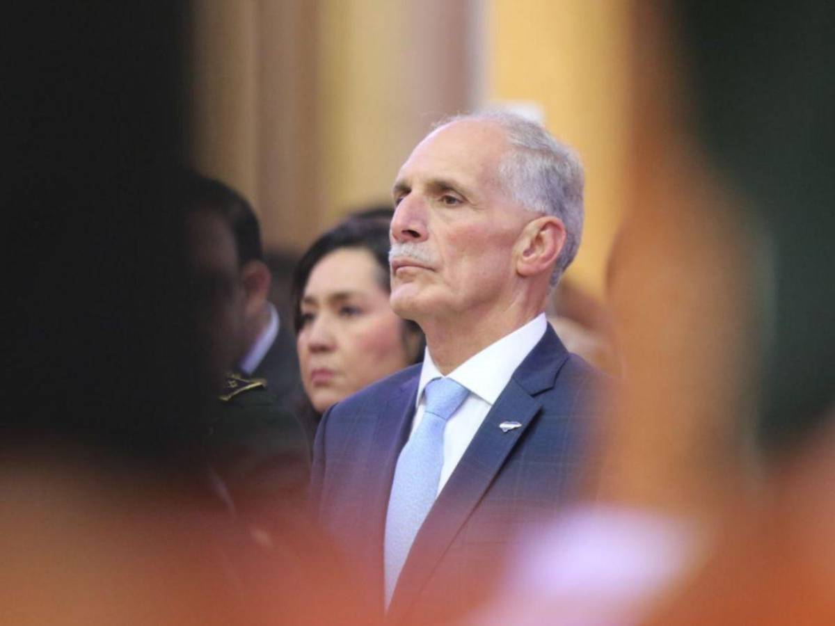 ¿Operaciones gratis? Las medidas que aplicará el gobierno tras emergencia en salud