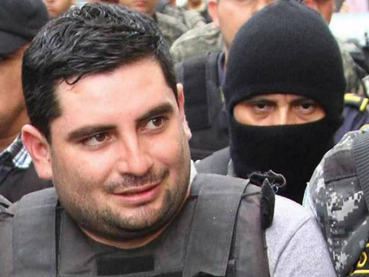 Gilbert Reyes a tercera evaluación mental por crimen en Roatán, ¿estrategia de Plutarco Ruiz?