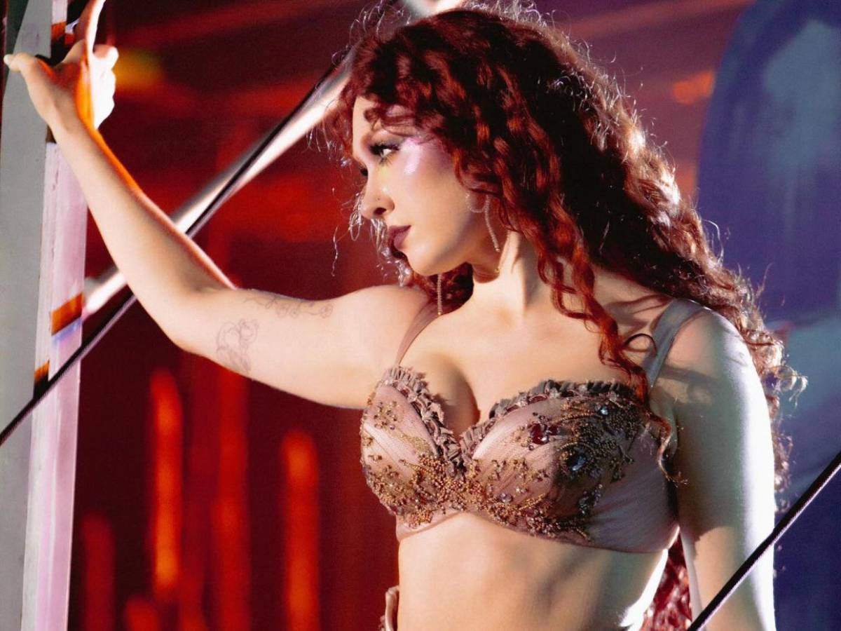 Chappell Roan, vetada en Río por hacer llorar a la hija de Jude Law en Brasil