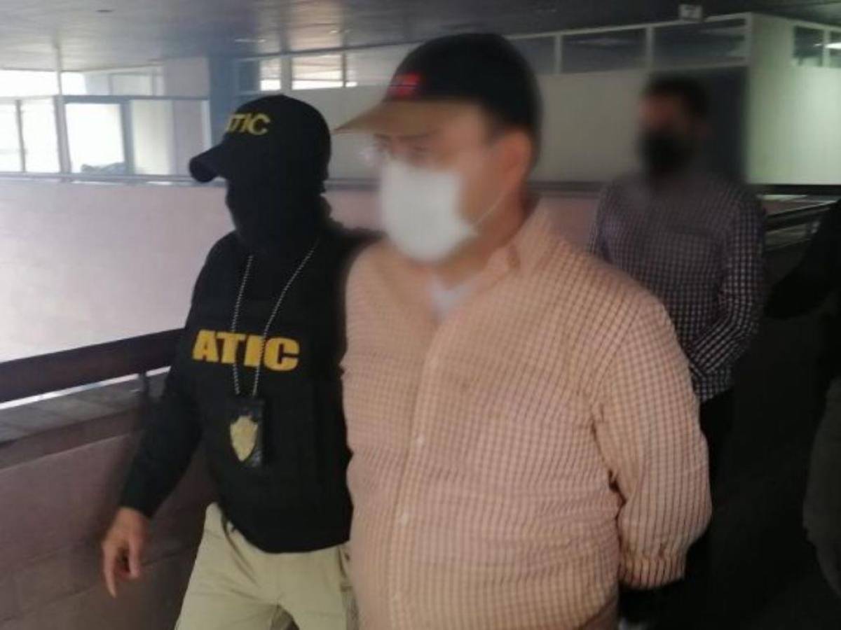 Alex Moraes a prisión y buscan a cuatro más por caso de mascarillas