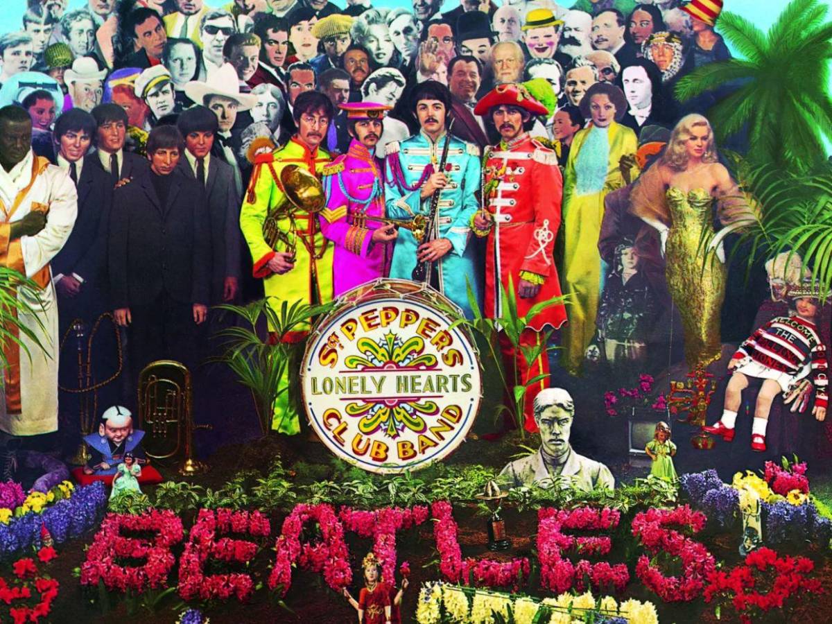Paul, Harris, Josep y Barry, ellos son los nuevos Beatles Paul, Harris, Josep y Barry, ellos son los nuevos Beatles