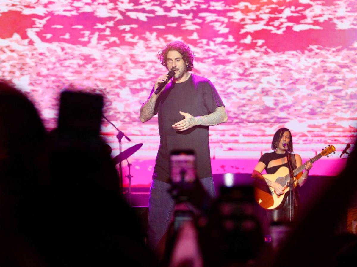 De Hijos del mal a Tu jardín con enanitos: El éxtasis de Melendi en Tegucigalpa